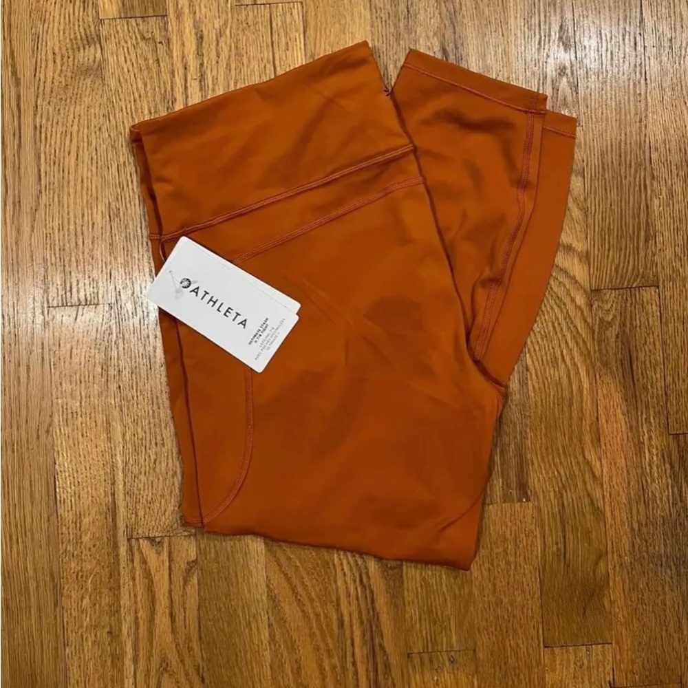 Athleta Ultimate Stash 7/8 Tights in Foliage Orange - XL
